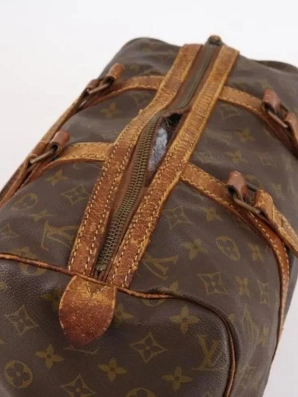 Louis Vuitton brand	louis vuitton
